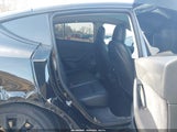 Tesla Model Y Long Range Dual Motor All-Wheel Drive 5YJYGDEE3MF257574 photo