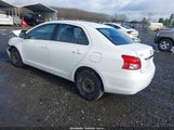 Toyota Yaris JTDBT903271073647 снимка