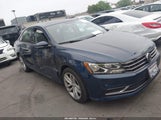 Volkswagen Passat 2.0T Wolfsburg Edition 1VWLA7A30KC005435 снимка