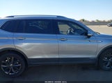 Volkswagen Tiguan 2.0T Se/2.0T Wolfsburg Edition 3VV3B7AX2RM166611 снимка