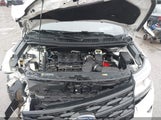 Ford Explorer Limited 1FM5K8F8XJGC20780 снимка