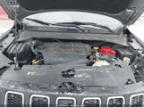 Jeep Compass Latitude 4X4 3C4NJDBB8LT139339 снимка