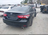 Toyota Camry Le 4T1B11HK8KU270067 photo
