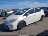 Toyota Prius Three JTDKN3DU5F1916717 снимка