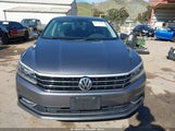Volkswagen Passat 2.0T Se 1VWBA7A30JC002125 photo