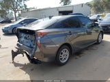Toyota Prius Two JTDKBRFU3G3018647 снимка