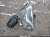 Toyota Rav4 Le 2T3BFREV9JW779427 снимка
