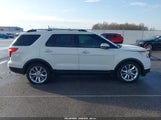 Ford Explorer Limited 1FM5K7F89EGC22262 fotografie