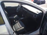Toyota Corolla Le 5YFBURHE4HP607652 fotografie