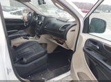 Chrysler Town & Country Touring-L Anniversary Edition 2C4RC1CG9GR222713 снимка