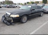 Lincoln Town Car Signature L 1LNHM85W45Y642079 снимка