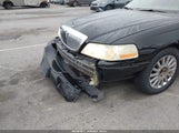 Lincoln Town Car Signature L 1LNHM85W45Y642079 photo