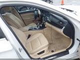 BMW 528I xDrive WBAXH5C53CDW08469 fotografie