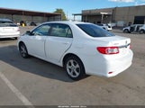 Toyota Corolla Le 2T1BU4EE8BC539919 fotografie