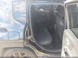 Jeep Renegade Altitude Fwd ZACCJABB8HPF73667 снимка