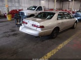 Toyota Camry Le JT2BG22K2V0009023 photo