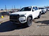 Nissan Frontier Pro-4X 4X4 1N6ED1EK9TN621087 photo