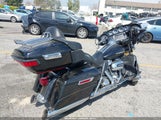 Harley-Davidson Flhtk Ultra Limited 1HD1KED36HB626036 снимка
