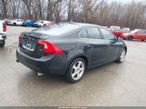 Volvo S60 T5 YV1622FS6C2116654 снимка