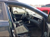 Toyota Rav4 Le JTMBFREV9JJ718187 снимка