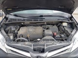 Toyota Sienna Xle 8 Passenger 5TDYZ3DC4KS995087 photo