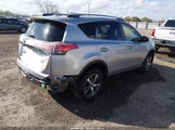 Toyota Rav4 Xle JTMWFREVXJD125678 photo