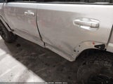 Toyota 4Runner Sr5 JTEZU5JR9F5103365 снимка