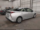Toyota Prius Two JTDKBRFU3H3542396 снимка