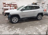 Jeep Compass Latitude 4X4 3C4NJDBNXRT117930 снимка