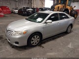 Toyota Camry Le 4T1BF3EK1AU016622 снимка