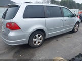 Volkswagen Routan Sel Premium 2V8HW64XX9R550695 fotografie