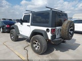 Jeep Wrangler Sport 1J4AA2D10BL556093 снимка