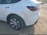 Tesla Model Y Long Range Dual Motor All-Wheel Drive 7SAYGDEE5RA273511 fotografie