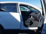 Toyota Rav4 Le 2T3BFREV2JW740775 fotografie