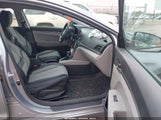 Hyundai Elantra Se 5NPD74LF3HH066206 снимка