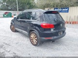 Volkswagen Tiguan Se WVGAV3AX7DW608132 photo