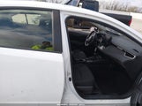 Toyota Corolla Le JTDEPMAE7N3016589 снимка