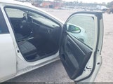 Toyota Corolla Le 5YFBURHE9JP788396 снимка