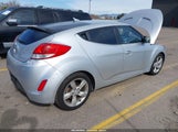 Hyundai Veloster Base W/Black KMHTC6AD1DU144806 снимка