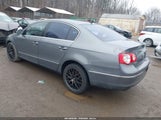 Volkswagen Passat Lux WVWEK73C28P044423 снимка
