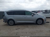 Chrysler Pacifica Touring L Plus 2C4RC1EG1LR217545 снимка