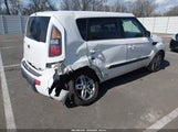 Kia Soul + KNDJT2A29B7717403 fotografie