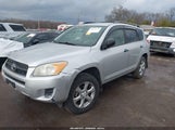 Toyota Rav4 JTMBF33VX95010261 снимка