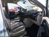 Chrysler Town & Country Touring 2C4RC1BG6DR808623 fotografie