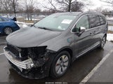 Chrysler Pacifica Hybrid Platinum 2C4RC1N76HR709771 снимка