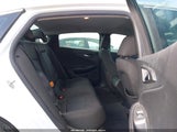 Chevrolet Malibu 1Ls 1G1ZB5STXJF165177 fotografie