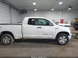 Toyota Tundra Grade 5.7L V8 5TFUW5F16DX318098 fotografie