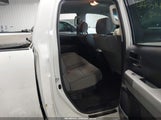 Toyota Tundra Grade 5.7L V8 5TFUW5F16DX318098 fotografie