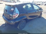 Toyota Prius C One JTDKDTB36E1062378 снимка