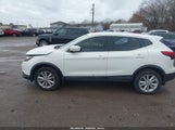 Nissan Rogue Sport S JN1BJ1CRXJW286799 снимка